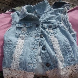 Jean Vest